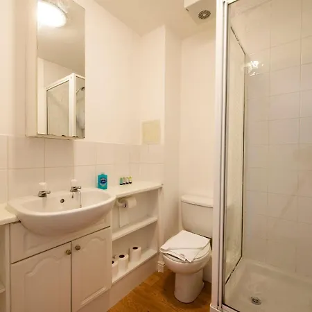 Guestready - A Pleasant Stay Near Leith Edinburgh Exterior photo